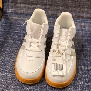 Adidas White and Gray Sneakers with Gum Sole